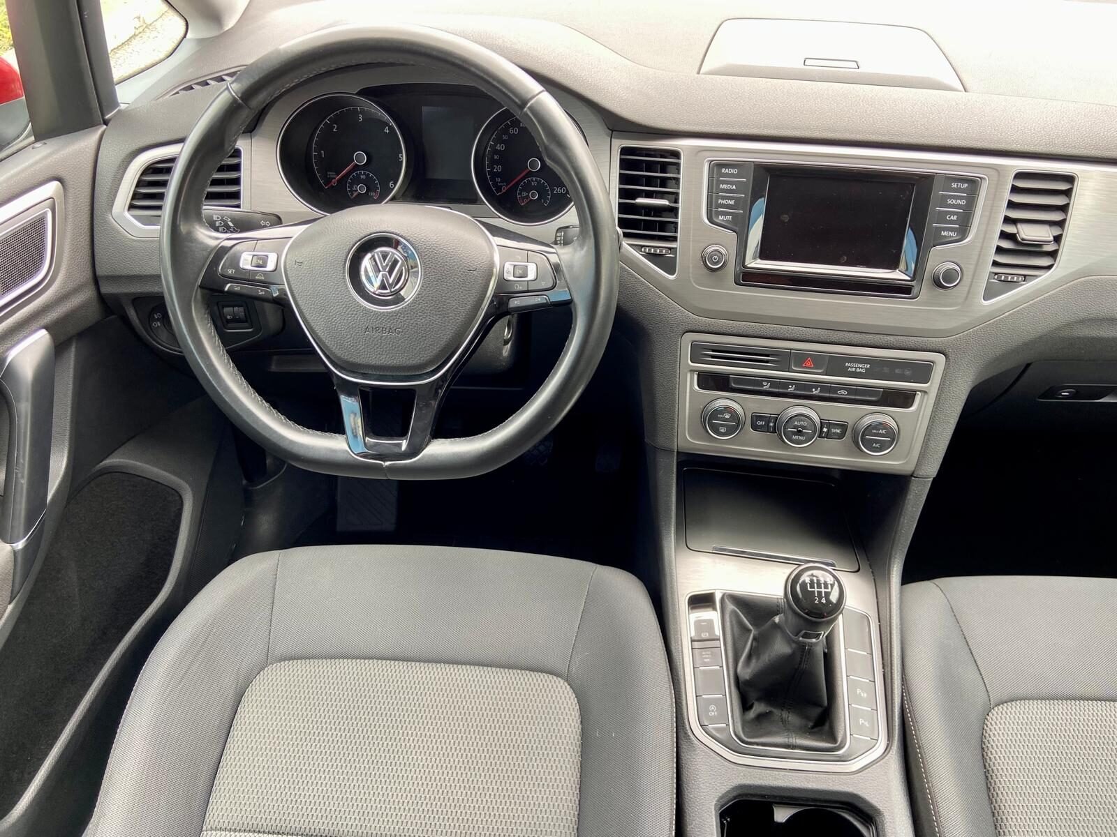 VOLKSWAGEN Golf Sportsvan 1.6 TDI BMT Bluemotion 110