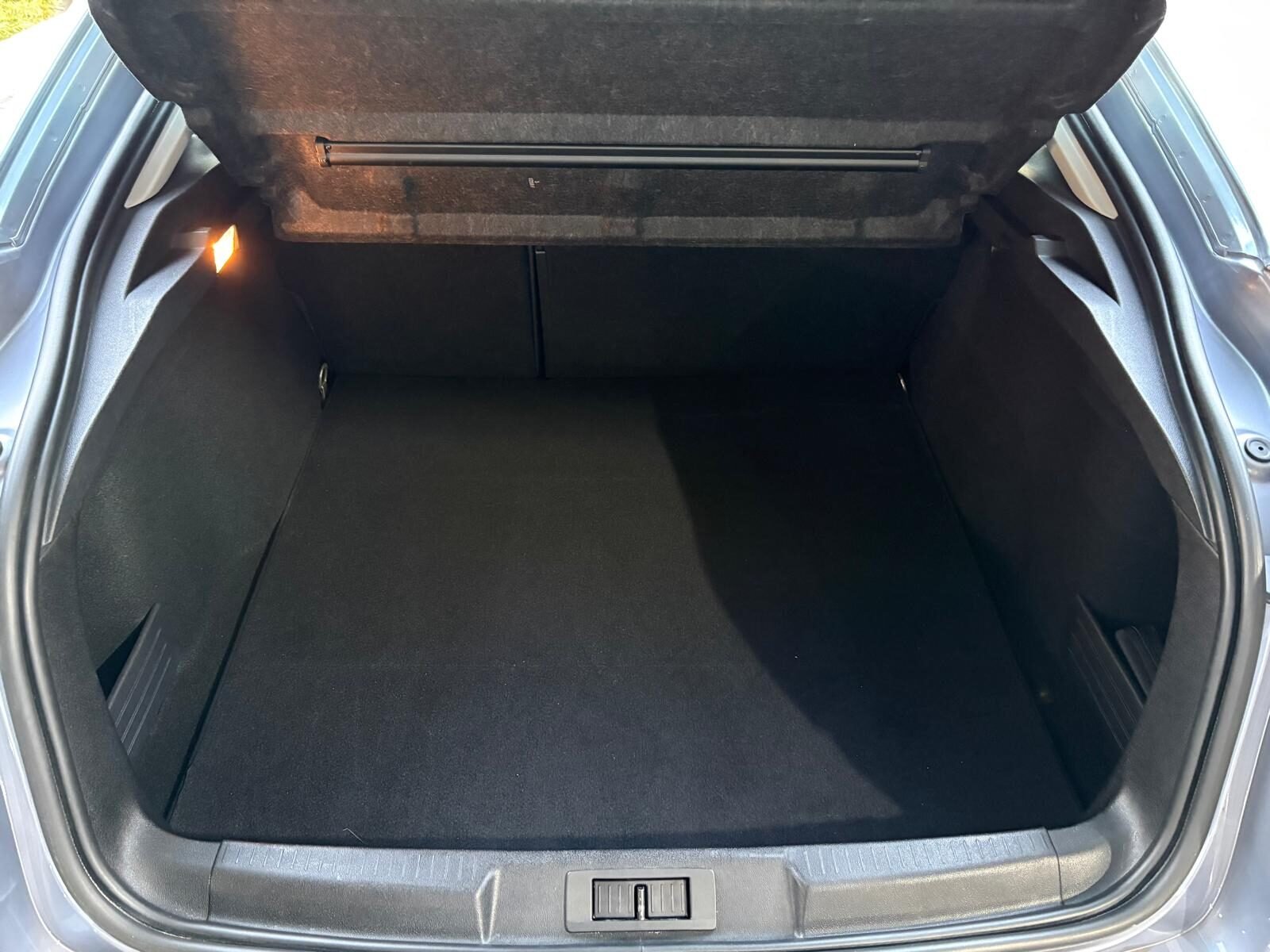 RENAULT Laguna 2.0 dCi Privilege 130