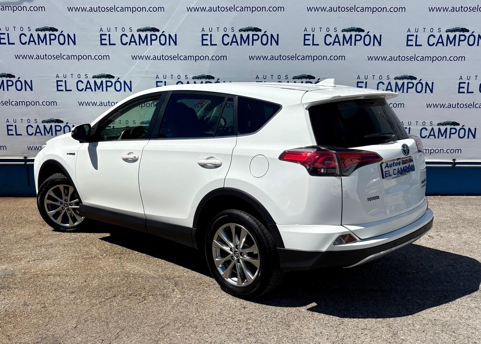 TOYOTA Rav-4 2.5 Hybrid 2WD Advance 197