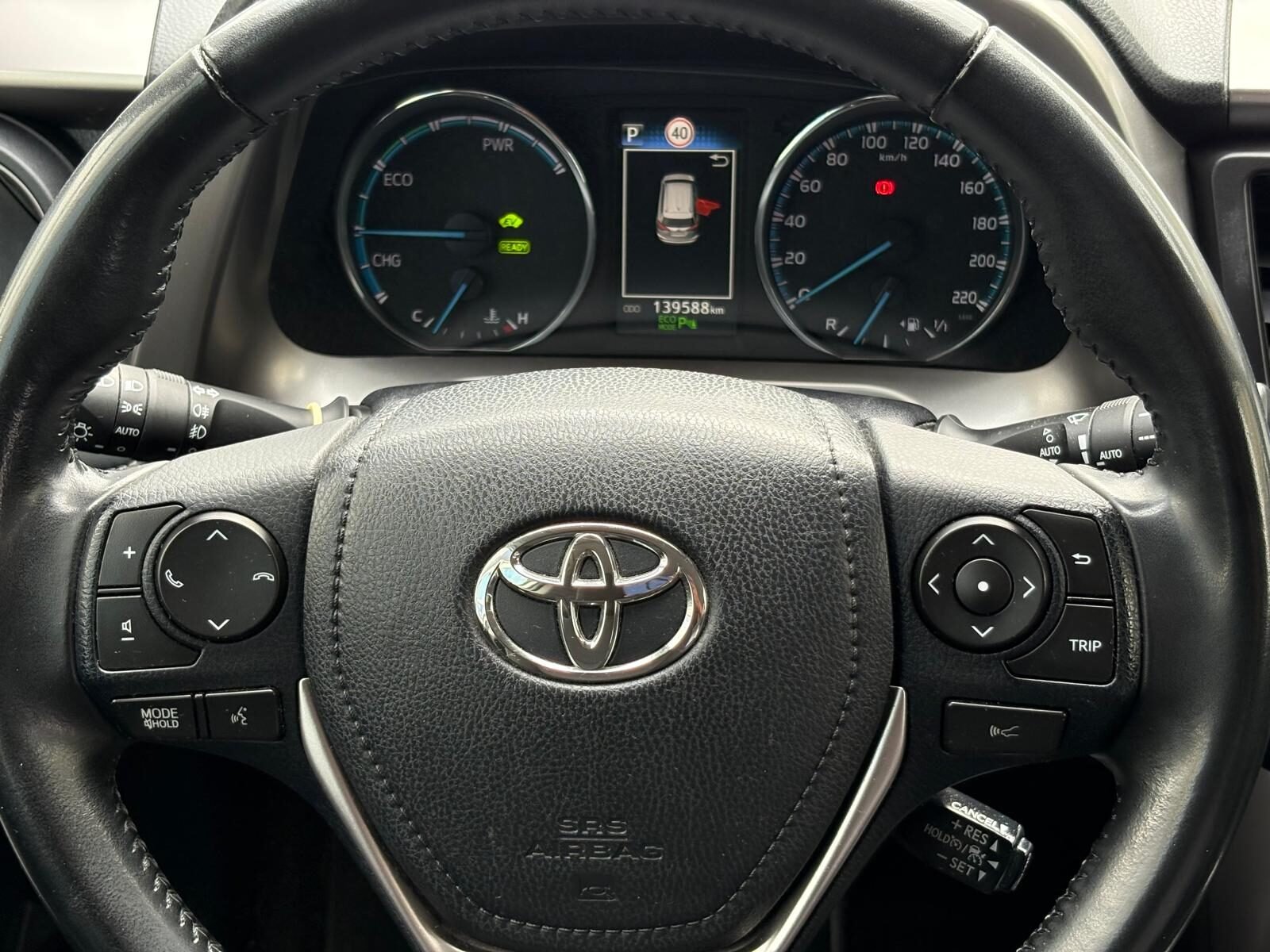 TOYOTA Rav-4 2.5 Hybrid 2WD Advance 197