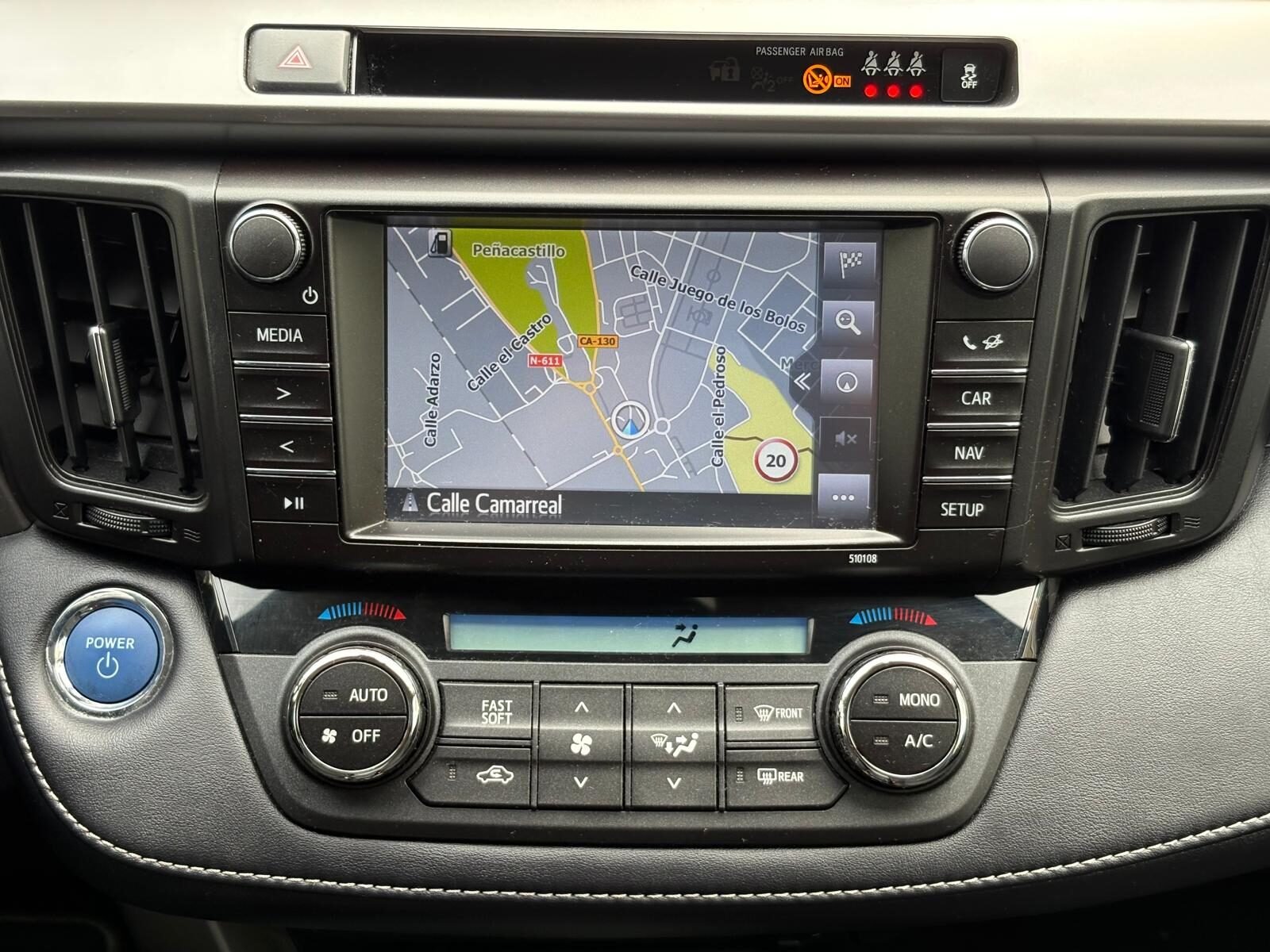 TOYOTA Rav-4 2.5 Hybrid 2WD Advance 197