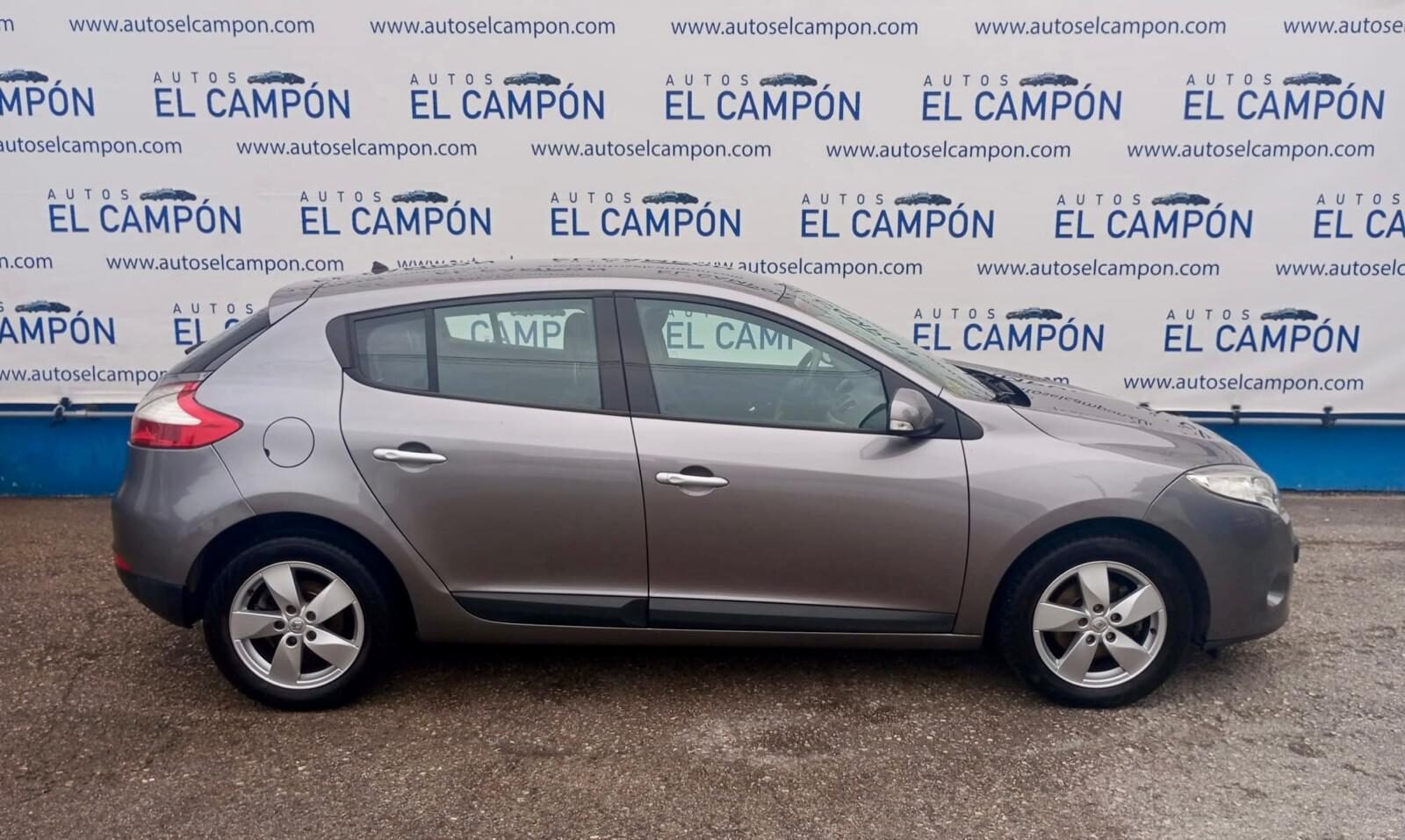 RENAULT Megane 1.5 dCi Dynamique 5p. 105