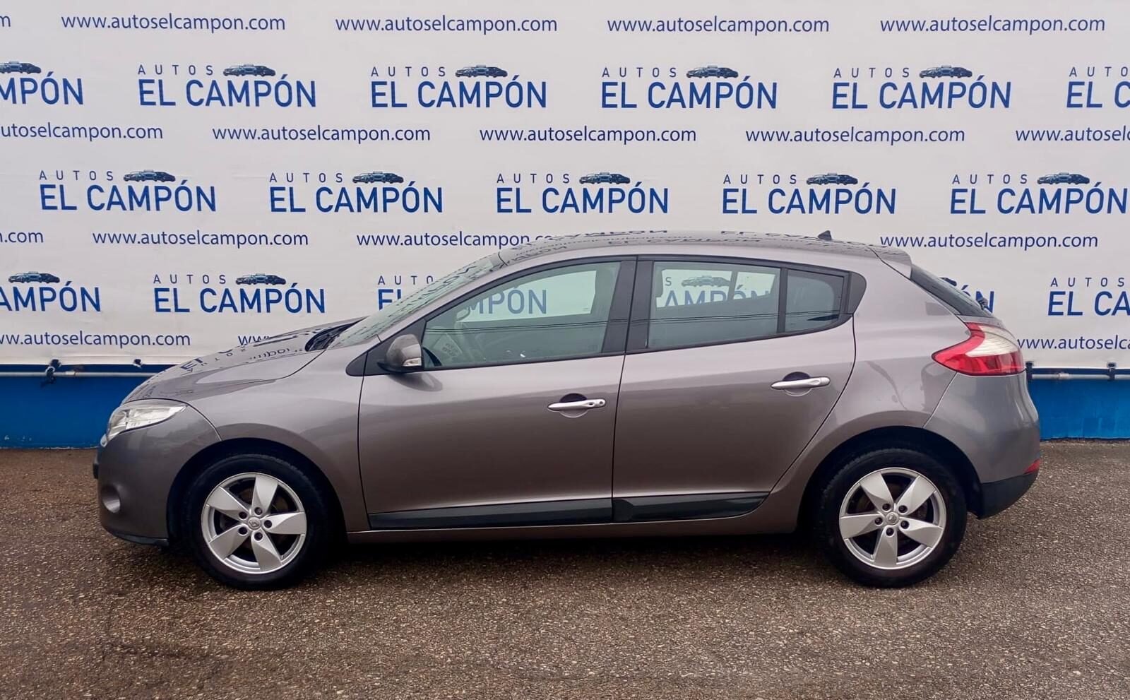 RENAULT Megane 1.5 dCi Dynamique 5p. 105