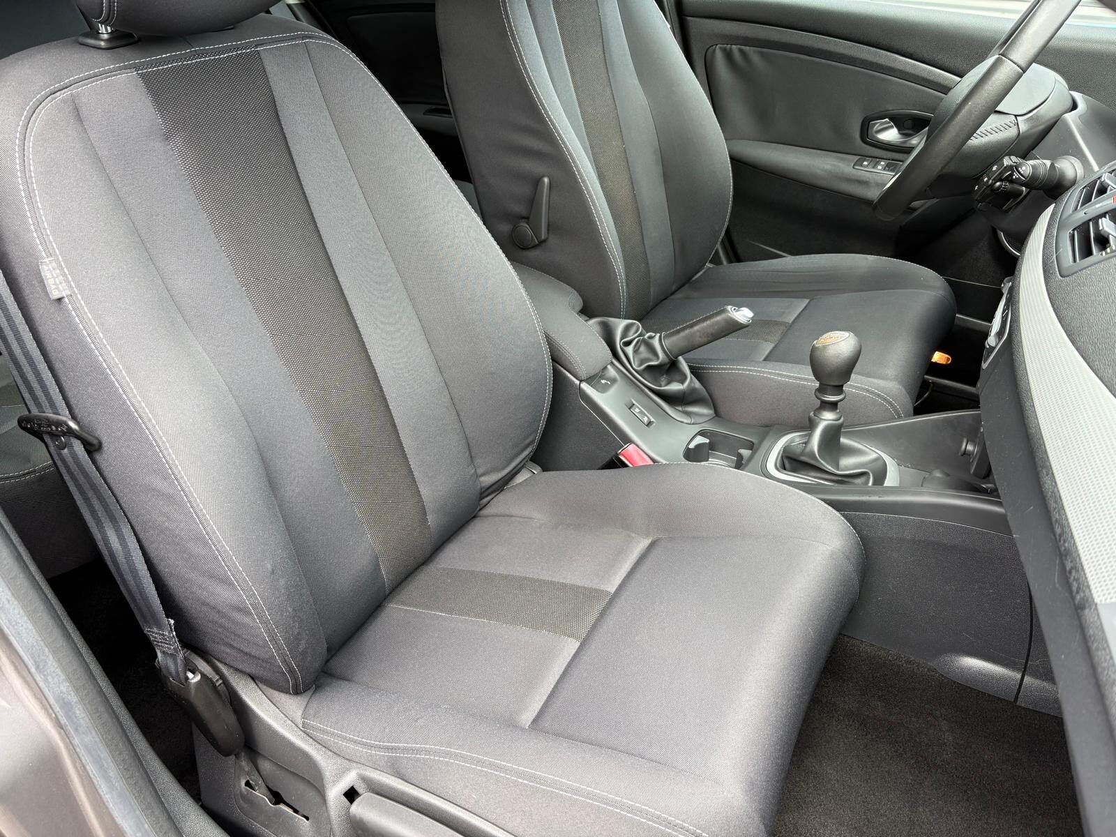 RENAULT Megane 1.5 dCi Dynamique 5p. 105