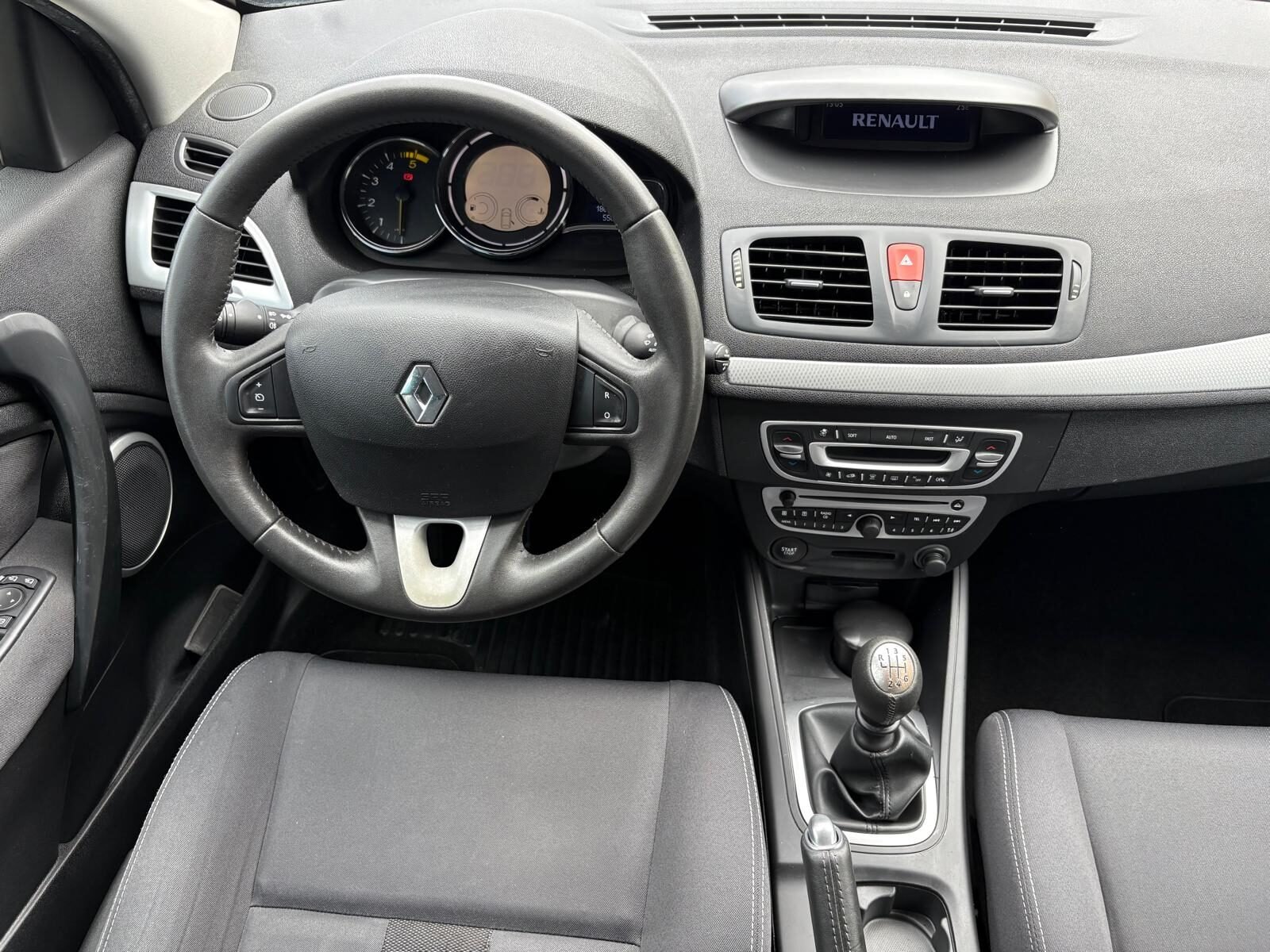 RENAULT Megane 1.5 dCi Dynamique 5p. 105