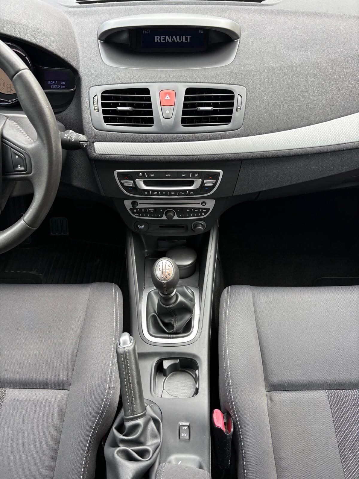 RENAULT Megane 1.5 dCi Dynamique 5p. 105