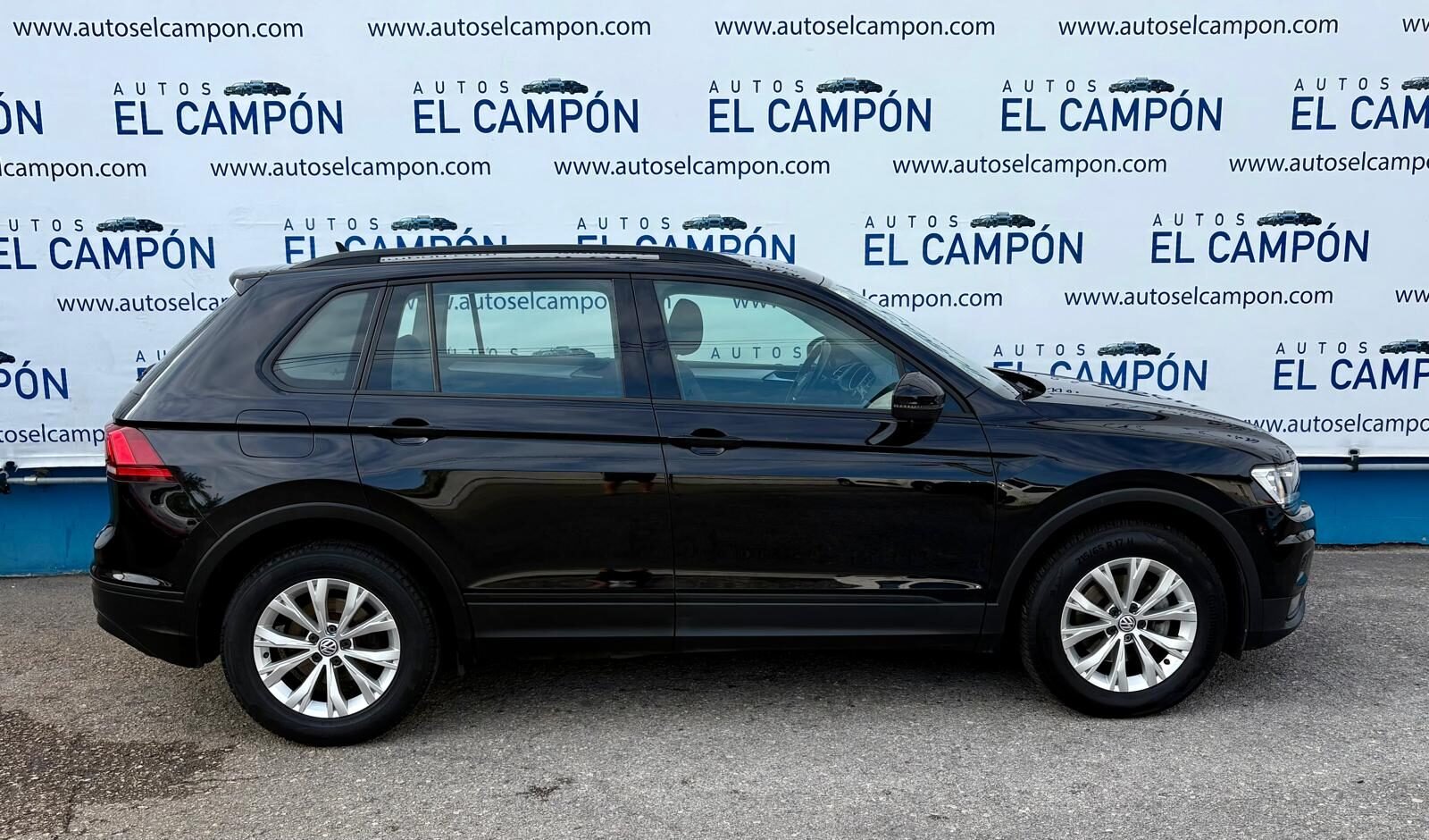 VOLKSWAGEN Tiguan 2.0 TDI Black & White 116