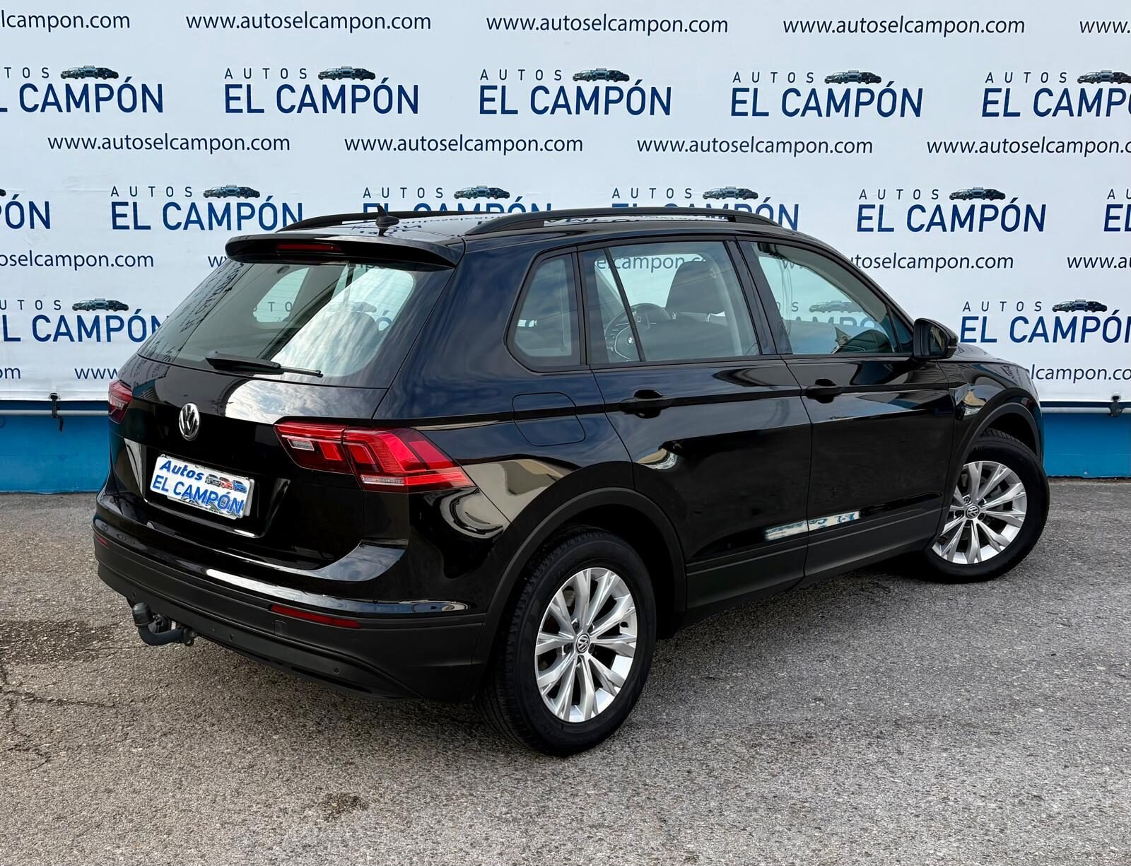 VOLKSWAGEN Tiguan 2.0 TDI Black & White 116