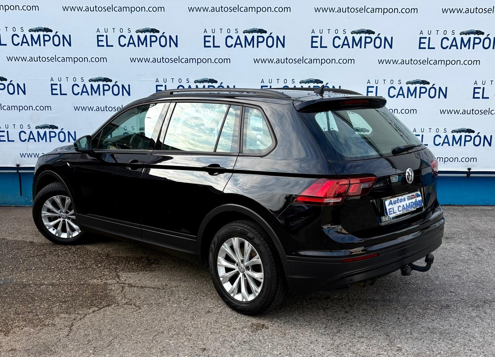 VOLKSWAGEN Tiguan 2.0 TDI Black & White 116