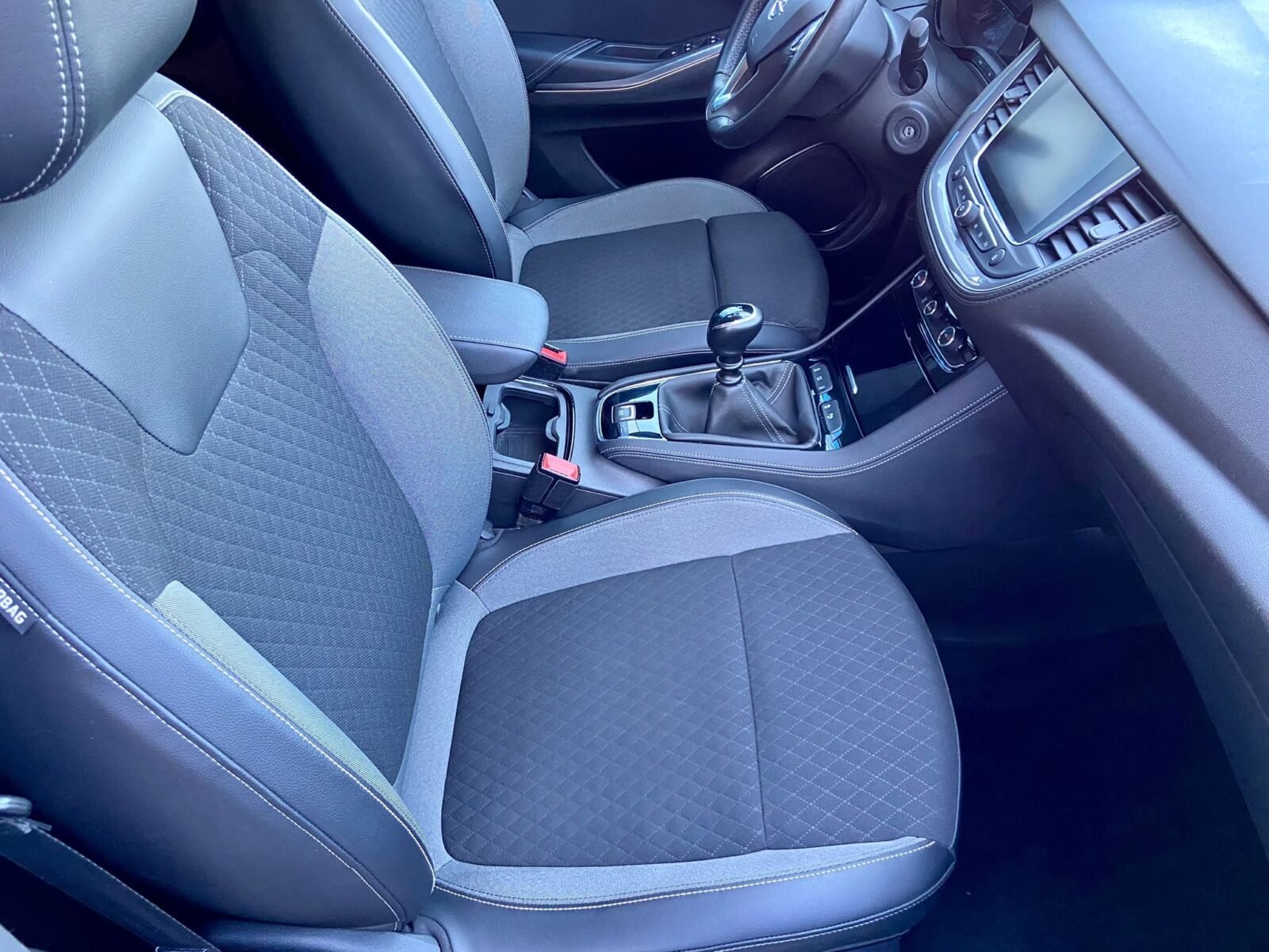 OPEL Grandland X 1.5 CDTi 120 Aniversario 130