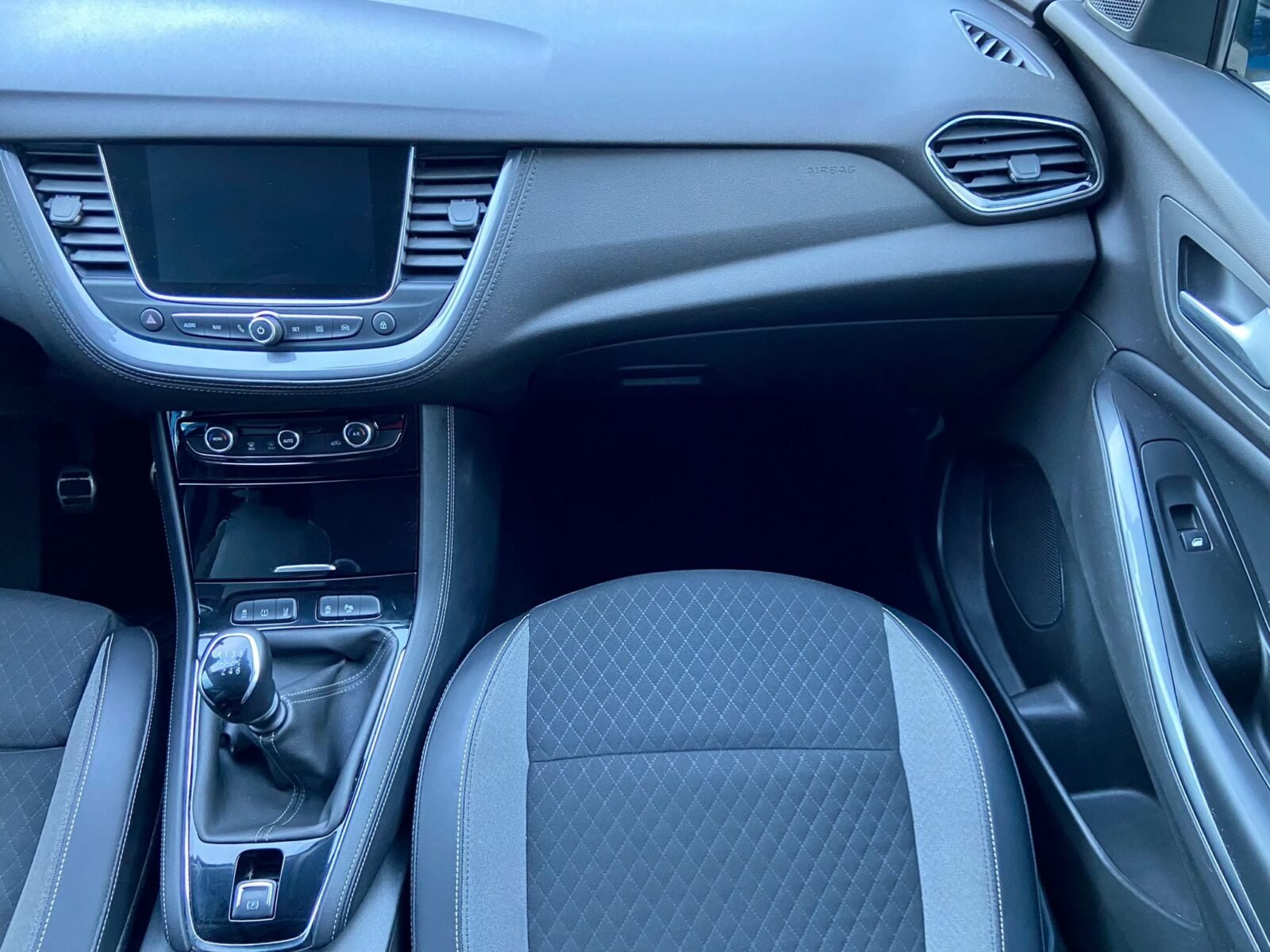 OPEL Grandland X 1.5 CDTi 120 Aniversario 130