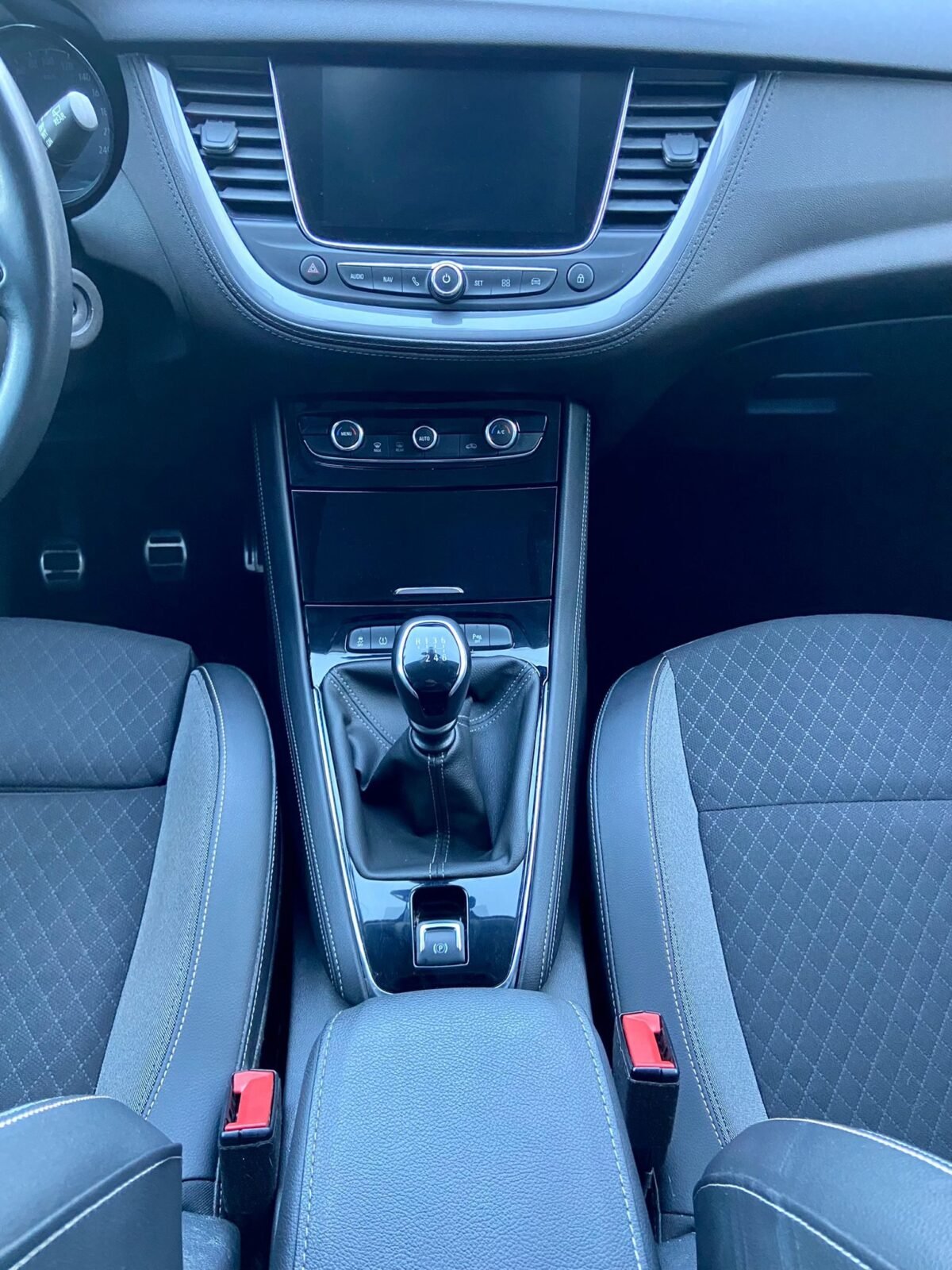 OPEL Grandland X 1.5 CDTi 120 Aniversario 130