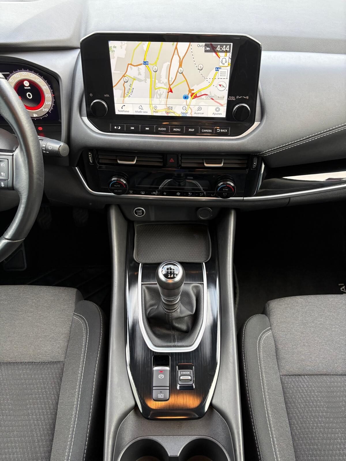 NISSAN QASHQAI 1.3 DIG-T N-Connecta 140
