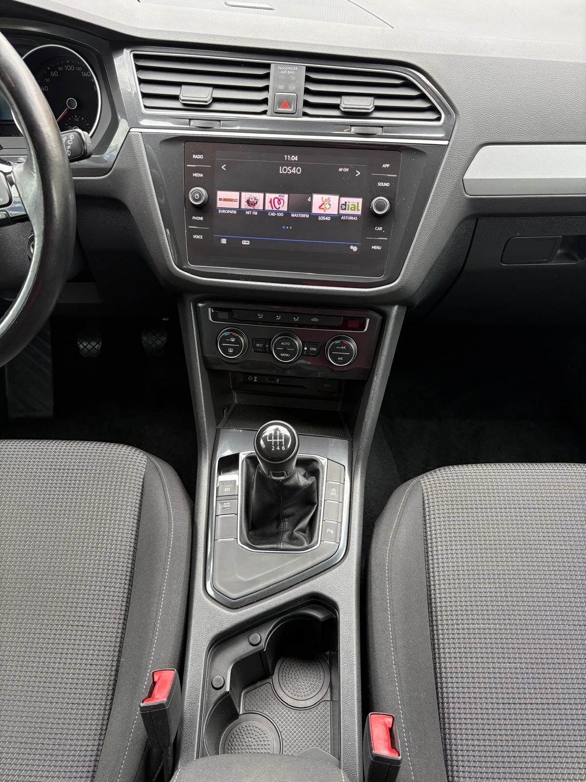VOLKSWAGEN Tiguan 2.0 TDI Black & White 116