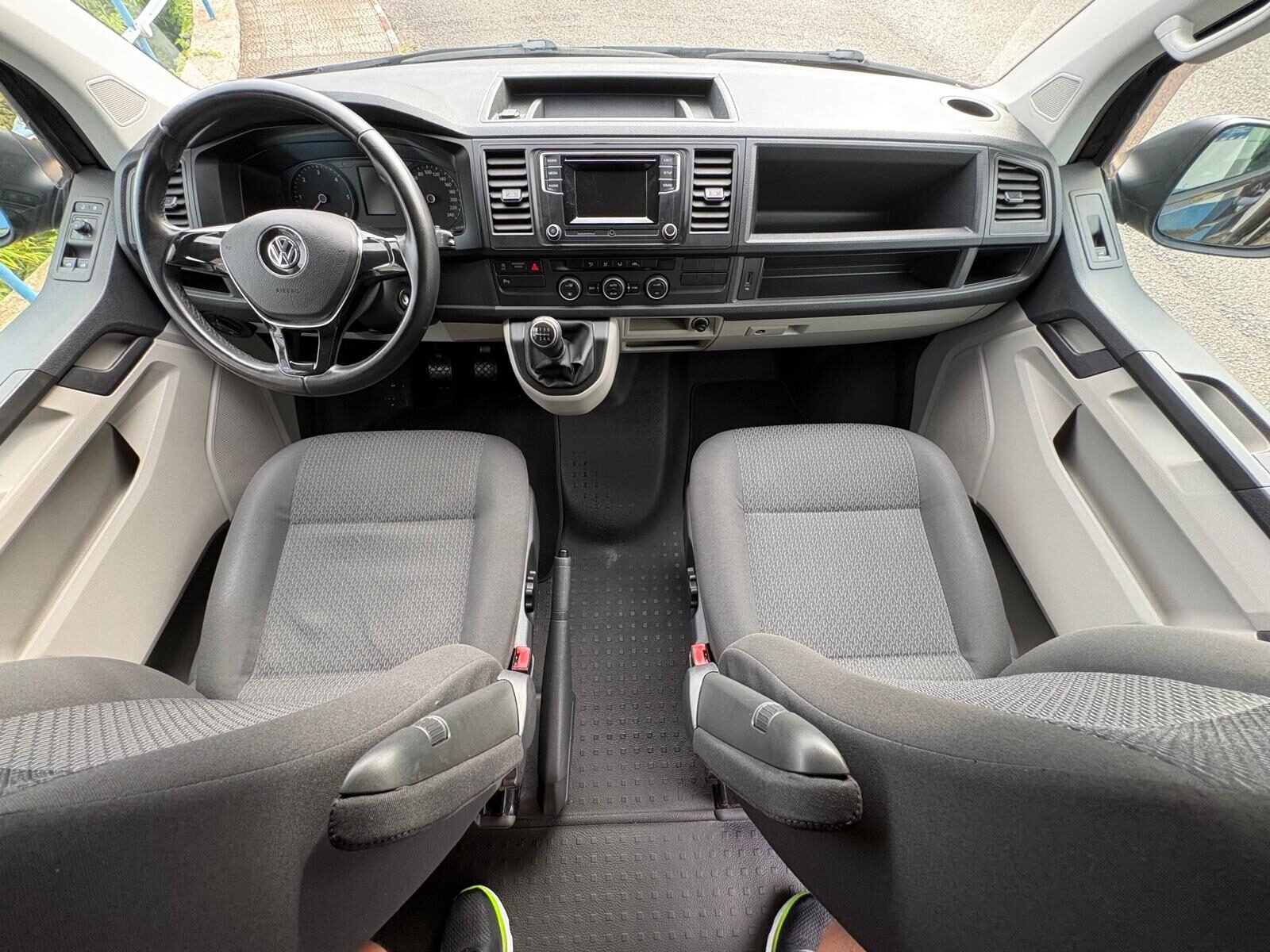 VOLKSWAGEN Caravelle 2.0 TDI Trendline Corta 150