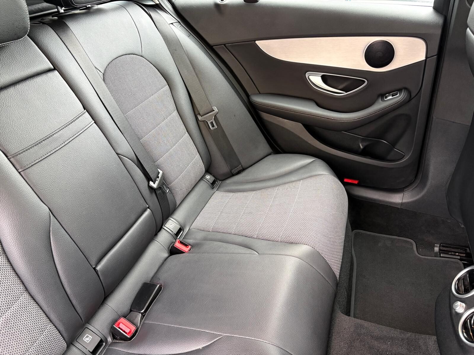 MERCEDES-BENZ Clase C C 220d 4Matic -G-Tronic 194