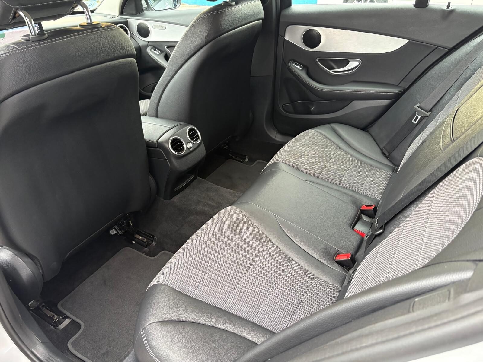 MERCEDES-BENZ Clase C C 220d 4Matic -G-Tronic 194