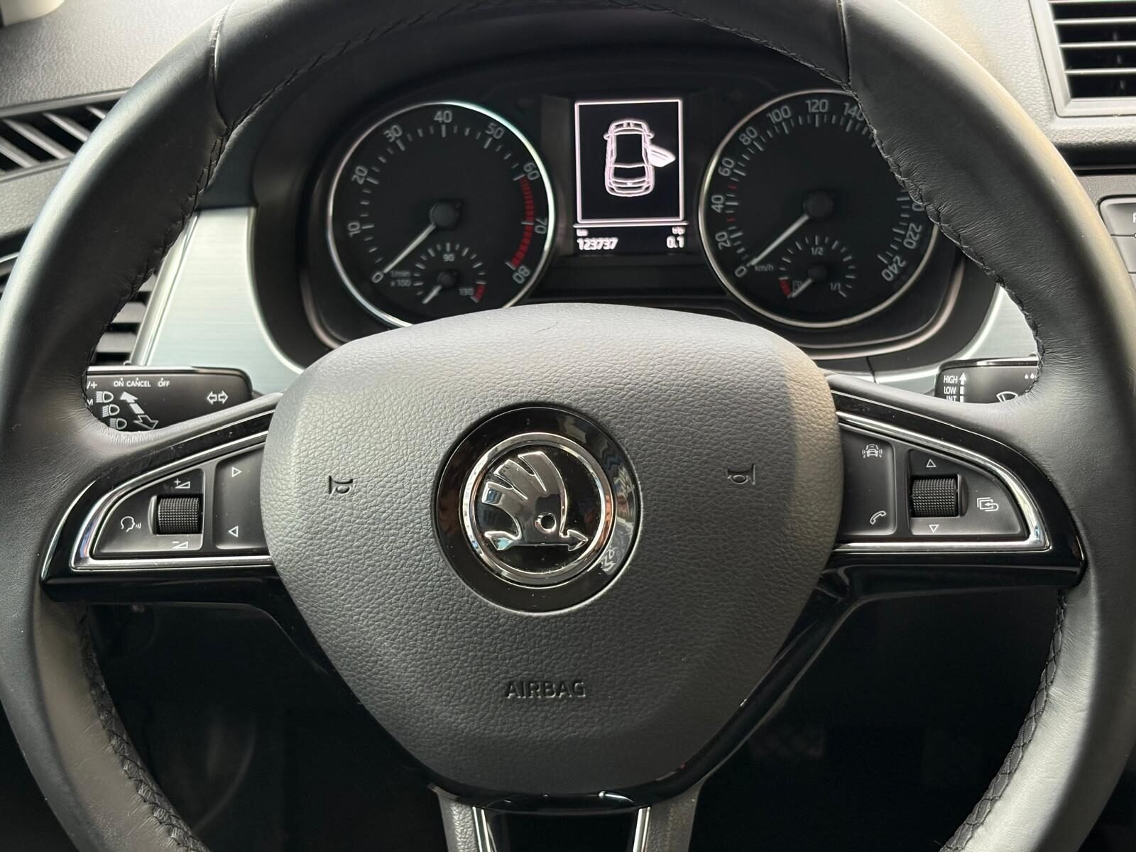 SKODA FABIA 1.0 MPI Ambition 75