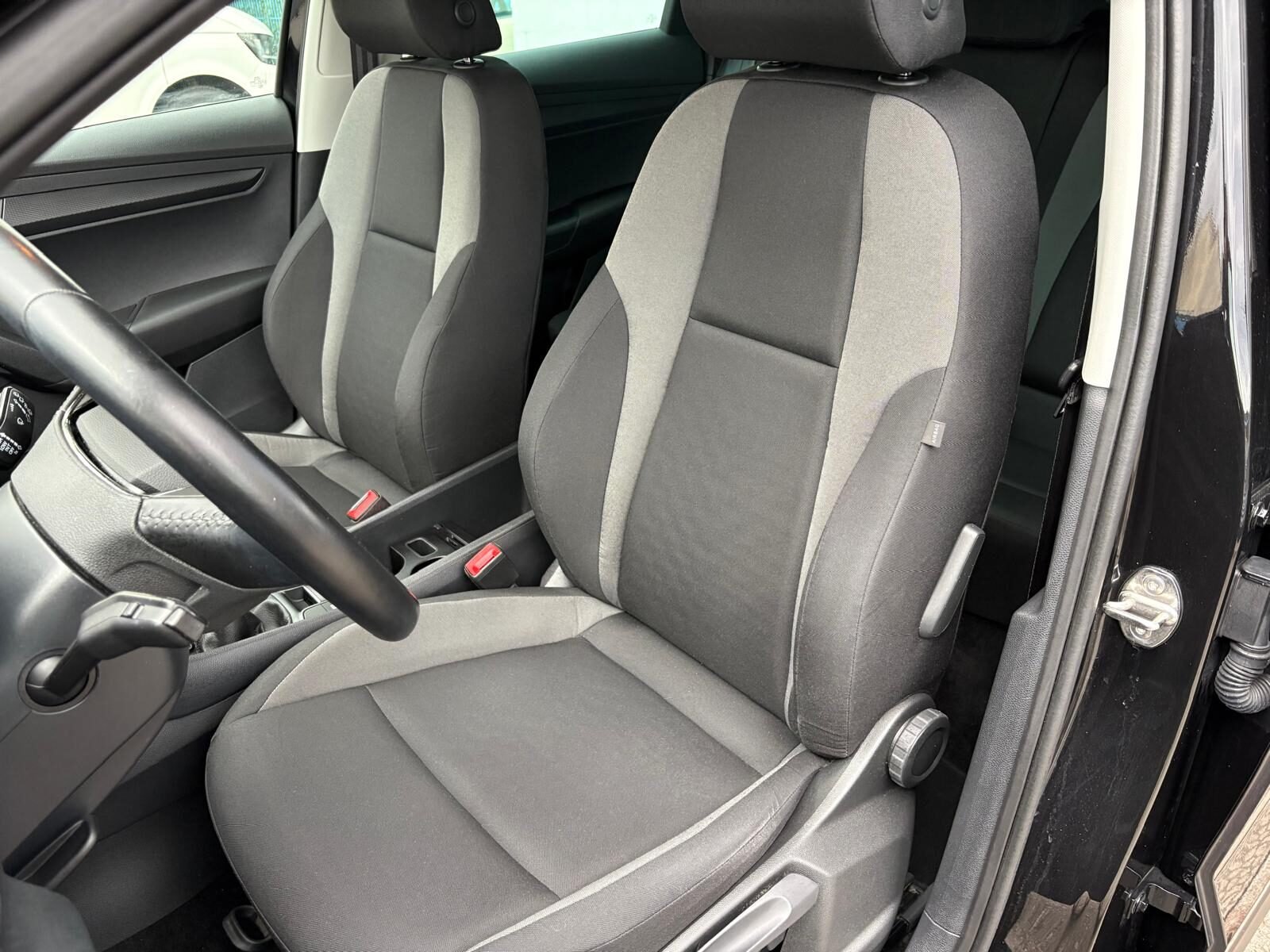SKODA Karoq 1.0 TSI Active 110