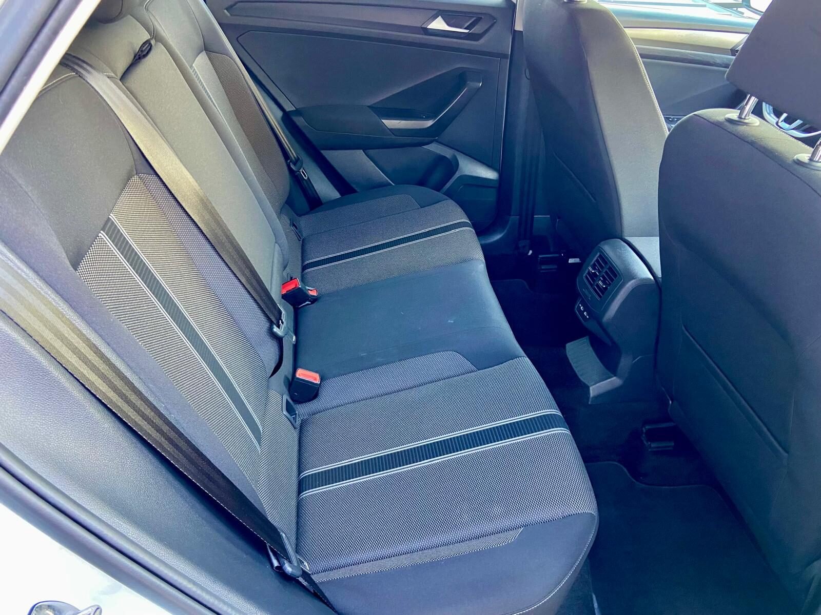 VOLKSWAGEN T-Roc 2.0 TDI Advance 115