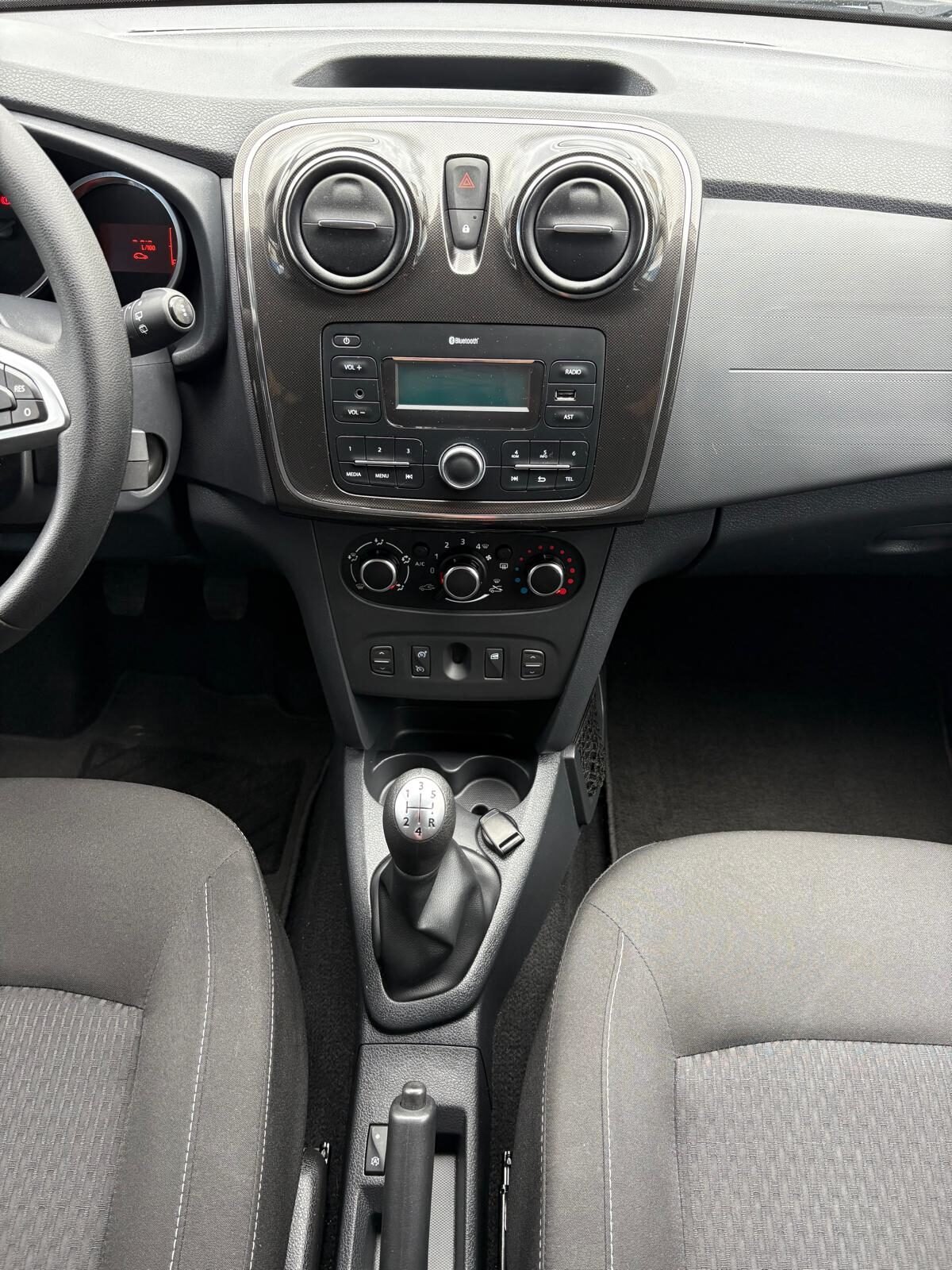 DACIA Logan MCV 1.5dCi Laureate 90