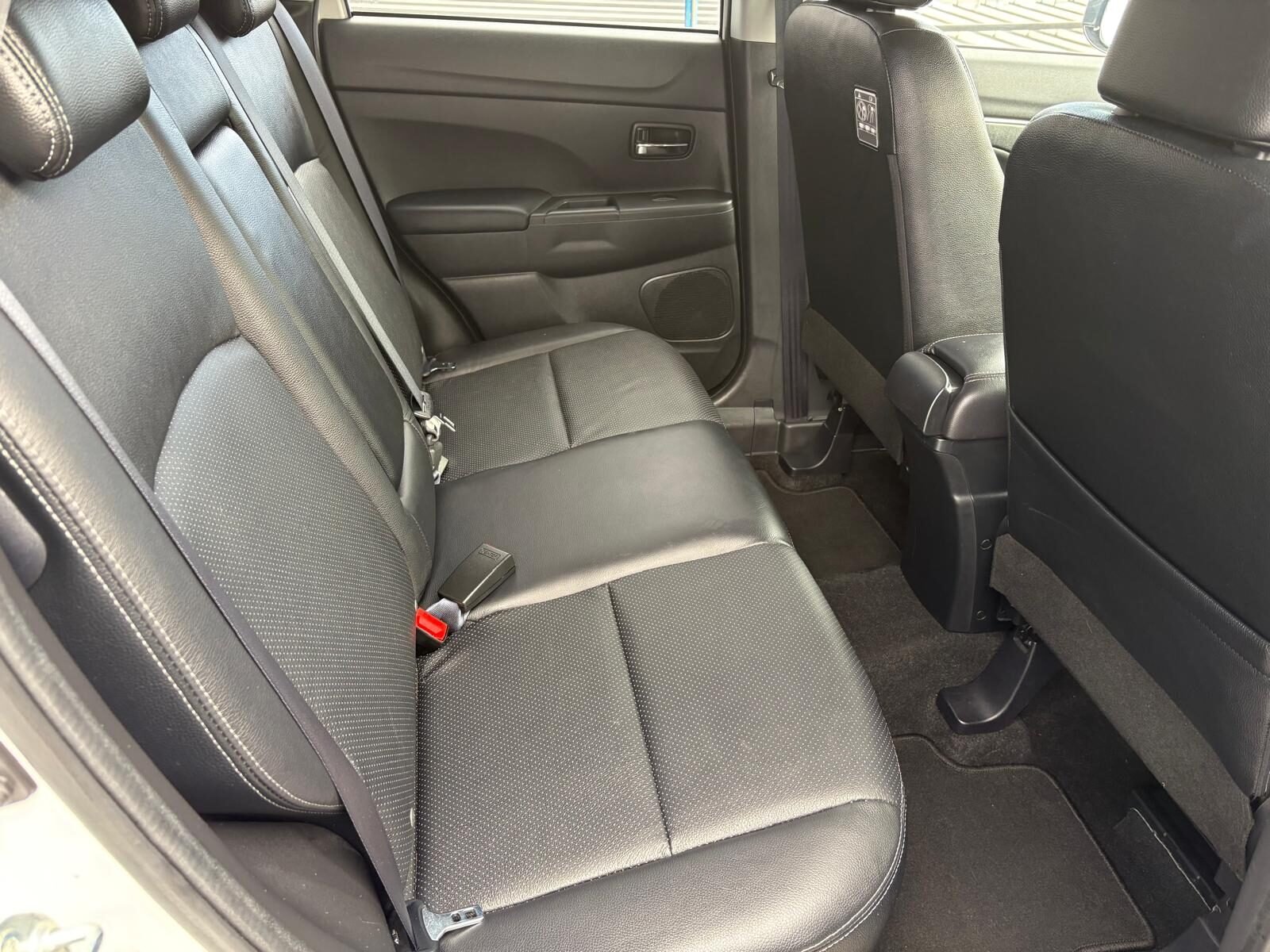 MITSUBISHI ASX 160 DI-D Kaiteki 114
