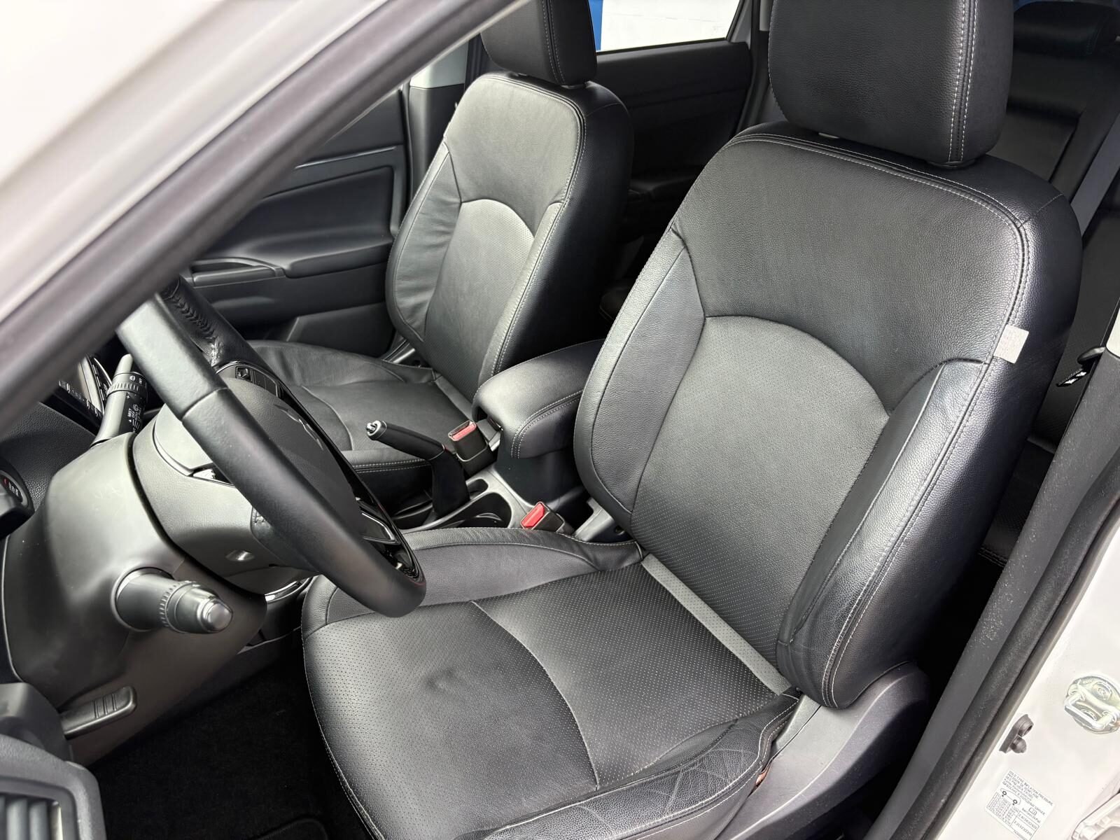 MITSUBISHI ASX 160 DI-D Kaiteki 114