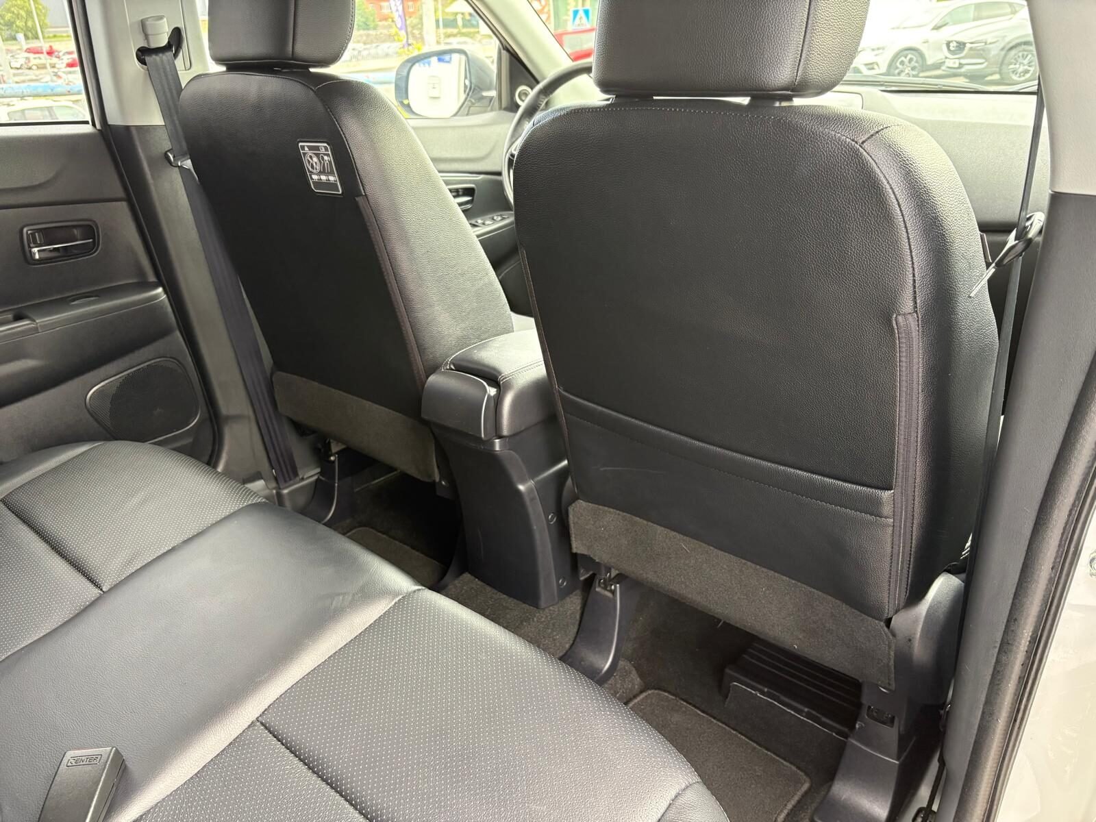 MITSUBISHI ASX 160 DI-D Kaiteki 114