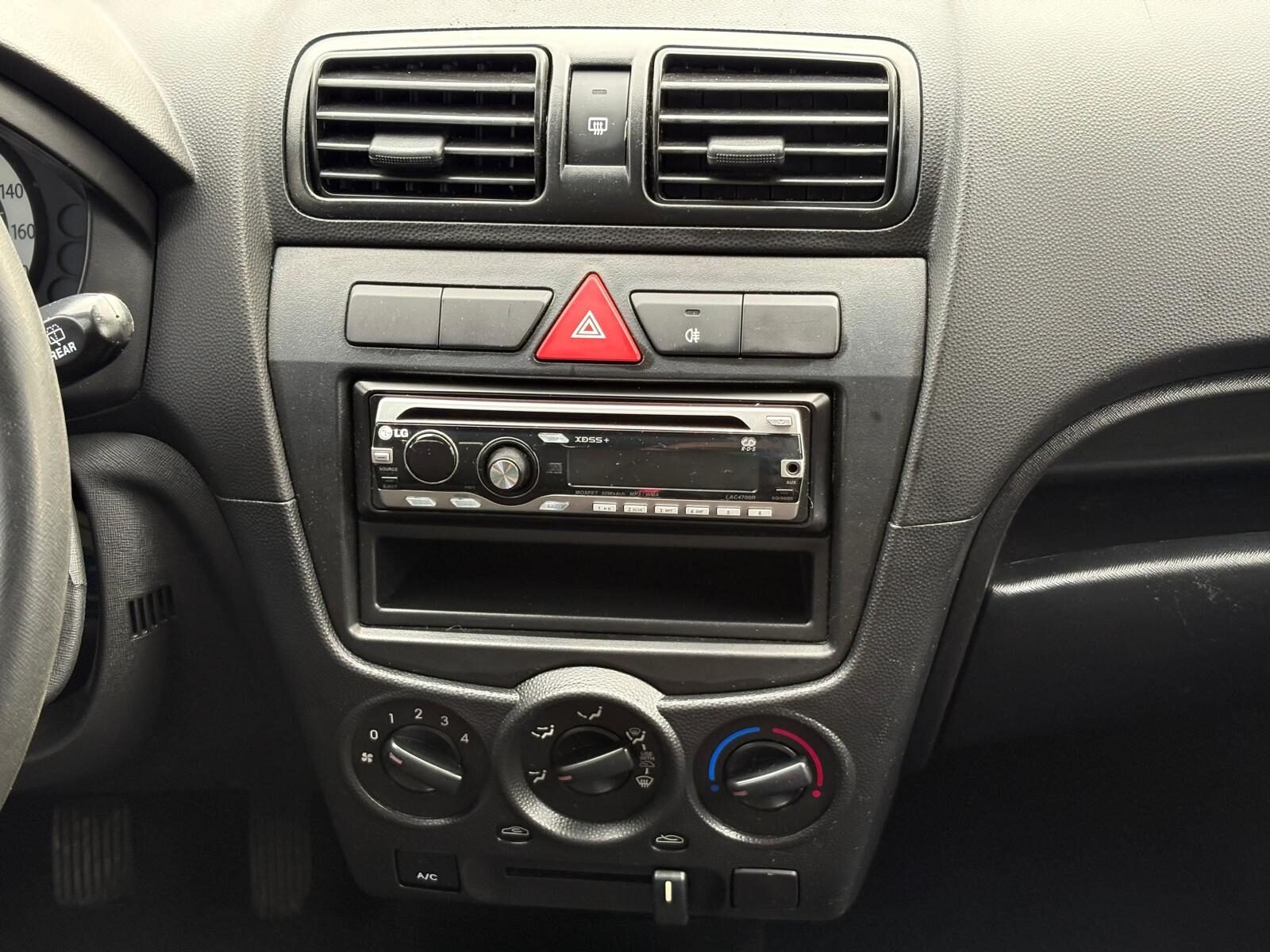 KIA Picanto 1.1 Concept 65