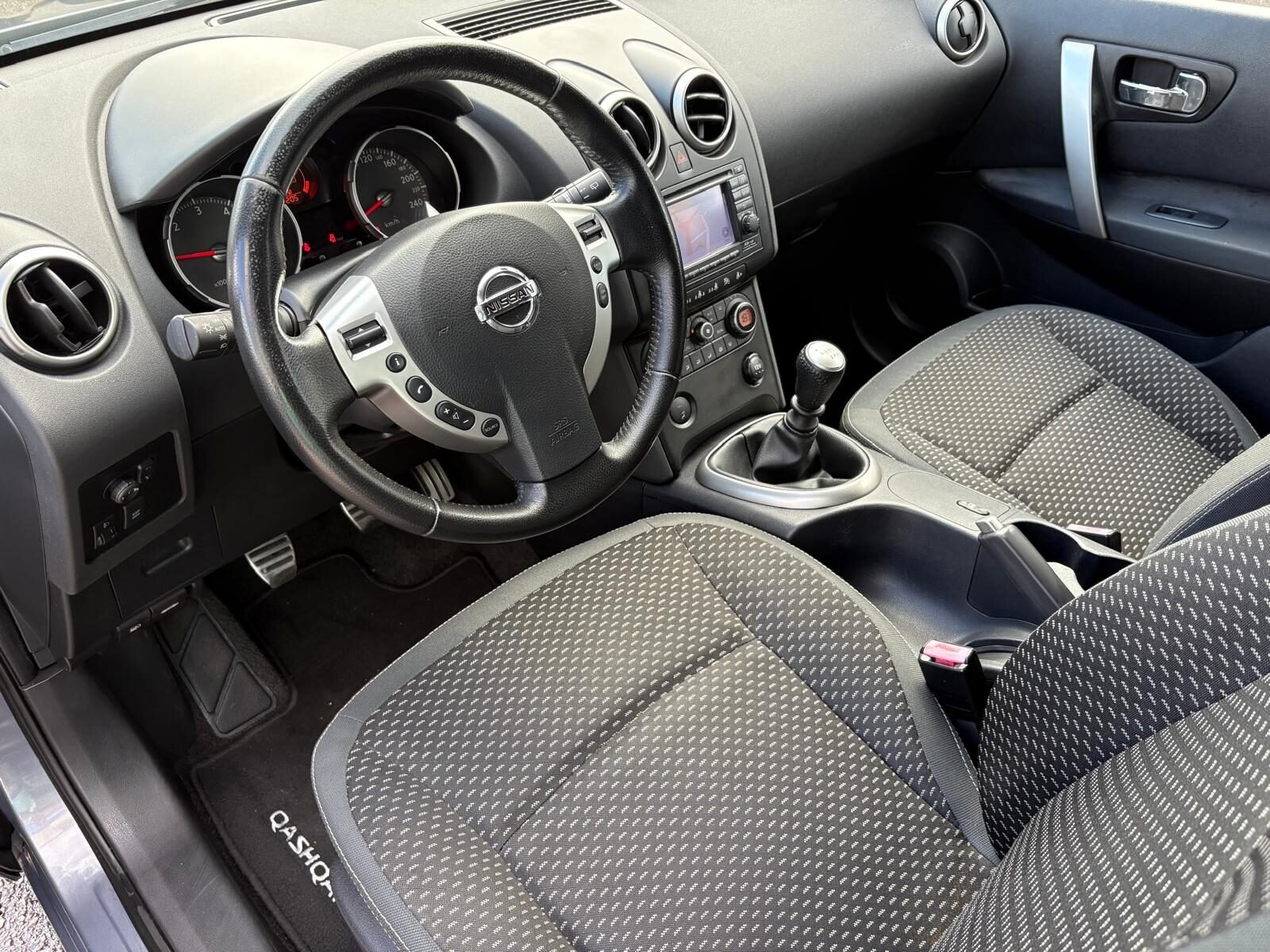 NISSAN QASHQAI +2 1.5dCi Tekna Sport 18" 104