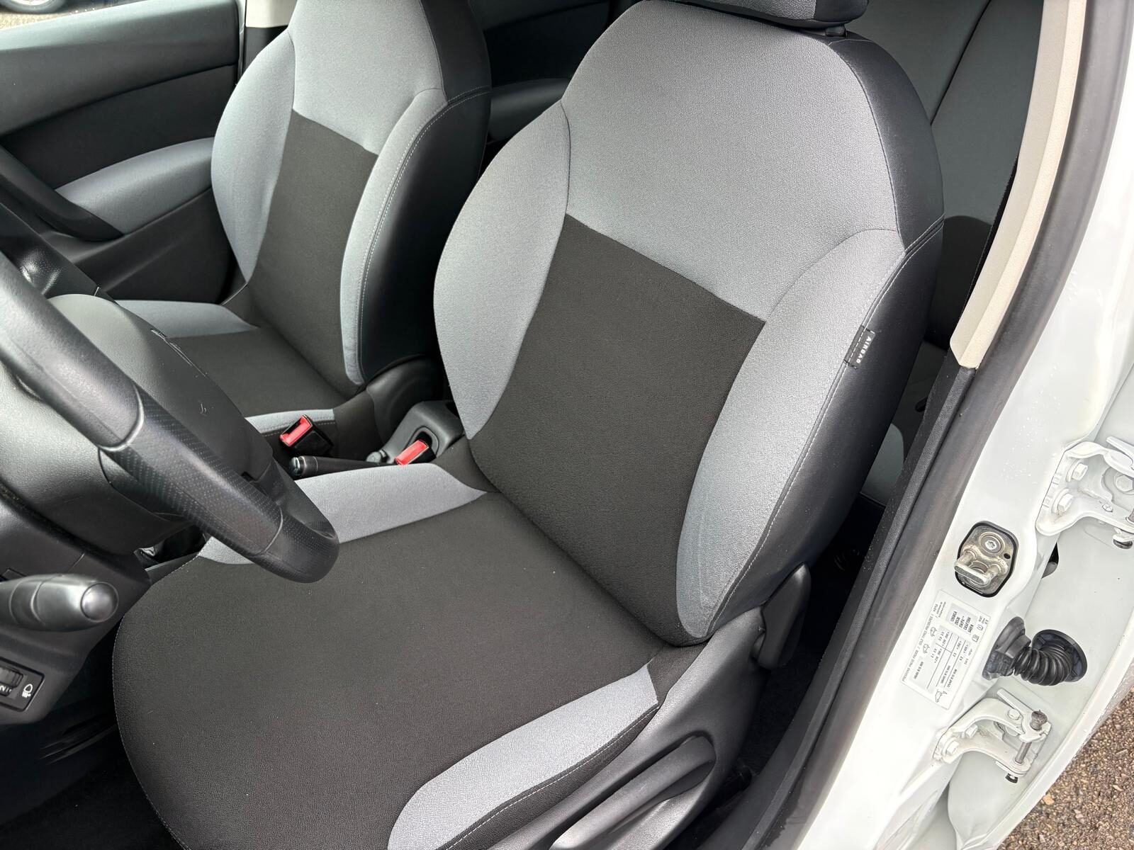 CITROEN C3 1.1 I Attraction 60