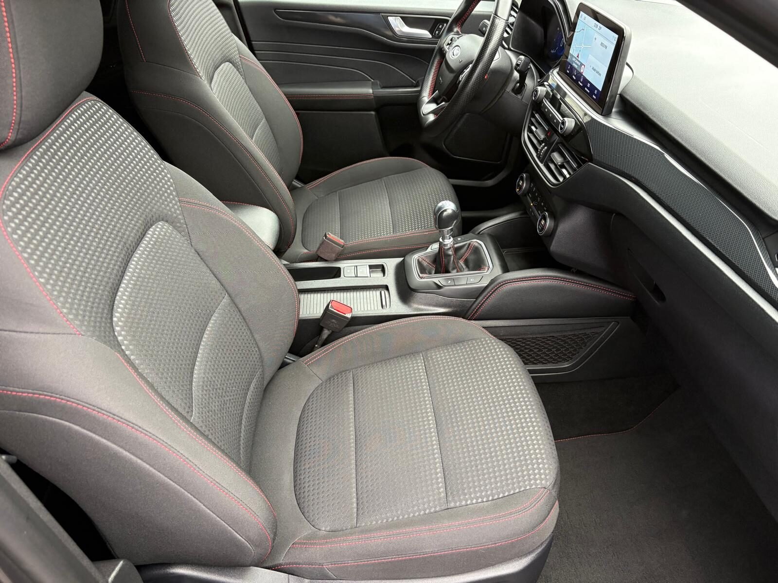 FORD Kuga 1.5 Ecoblue 4x2 ST-Line 120