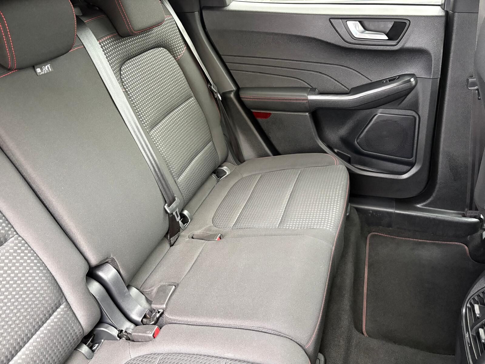 FORD Kuga 1.5 Ecoblue 4x2 ST-Line 120
