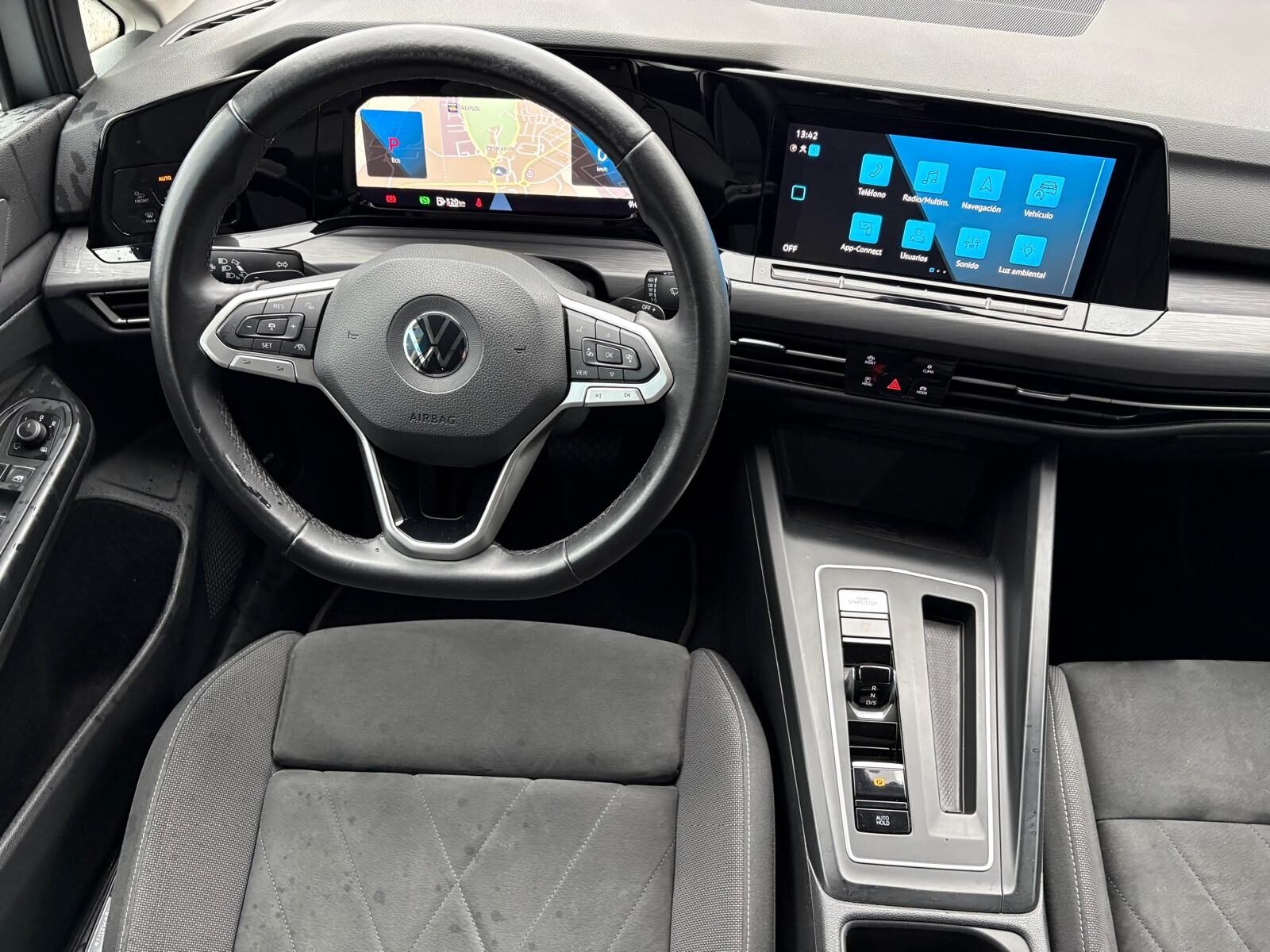 VOLKSWAGEN Golf 1.5 e-TSI Style DSG 150